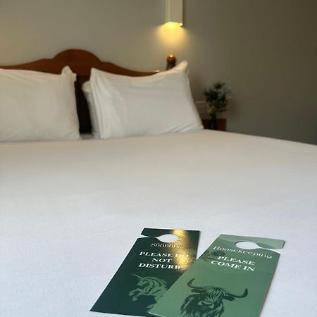 Go2 Glasgow Cumbernauld Hotel - Free Parking And Pet Friendly Exterior photo